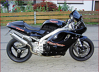 Triumph Daytona T595